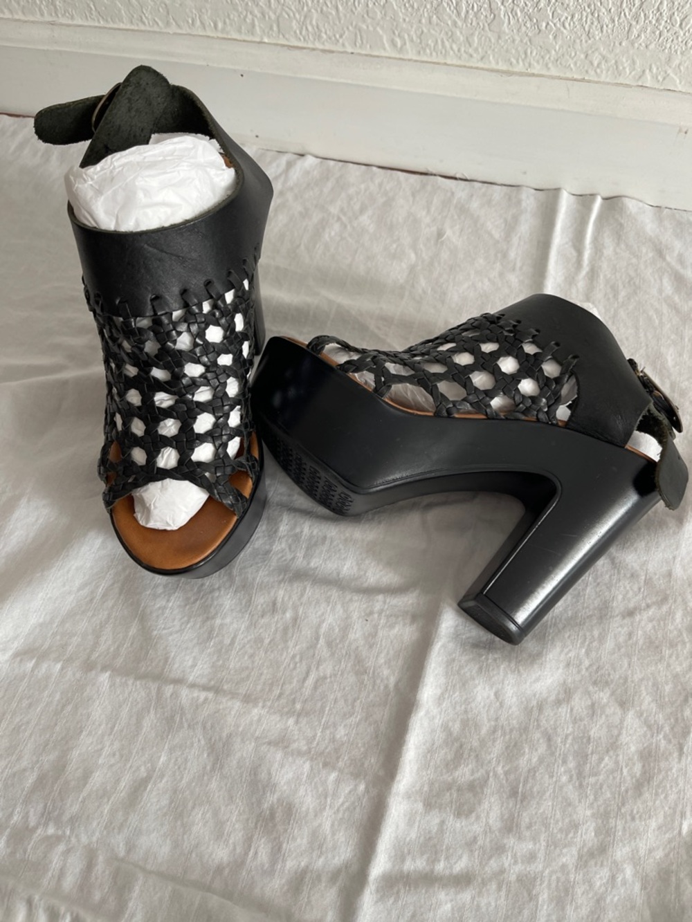 Woven Black Peep-Toe Chunky Heel Sandals